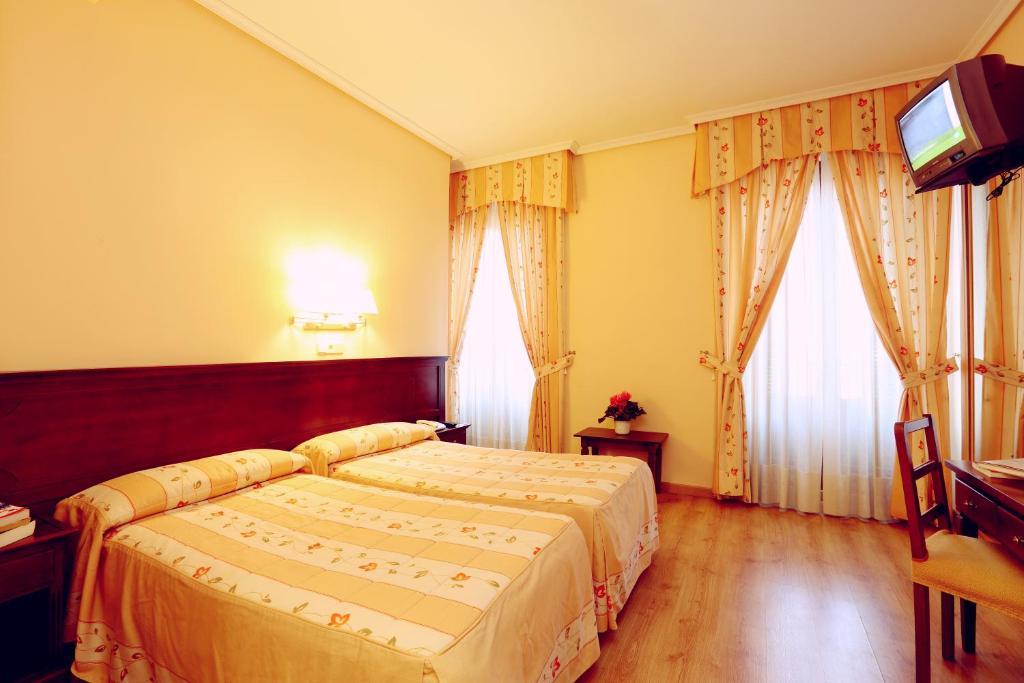 Hostal Silserranos Hotel Madrid Bilik gambar