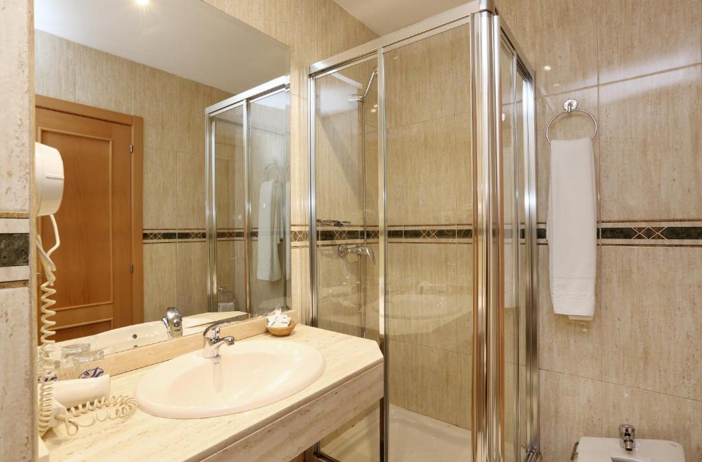 Hostal Silserranos Hotel Madrid Bilik gambar