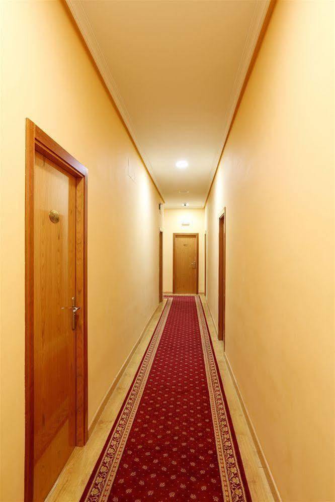 Hostal Silserranos Hotel Madrid Luaran gambar